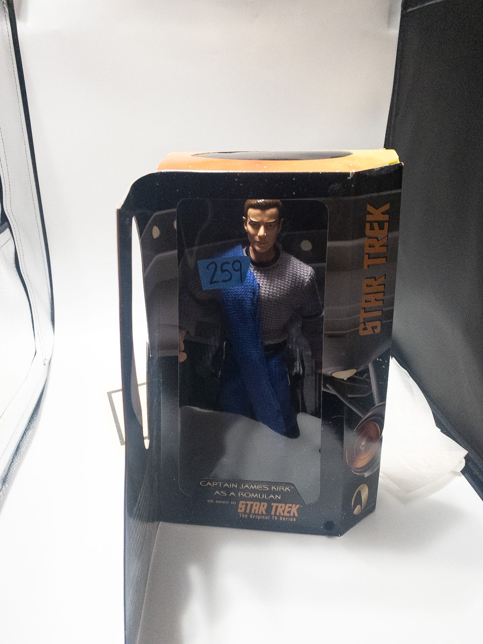 Star Trek Communicator Playmates 12″ Kirk as Romulan (limited edition #2675/3500)