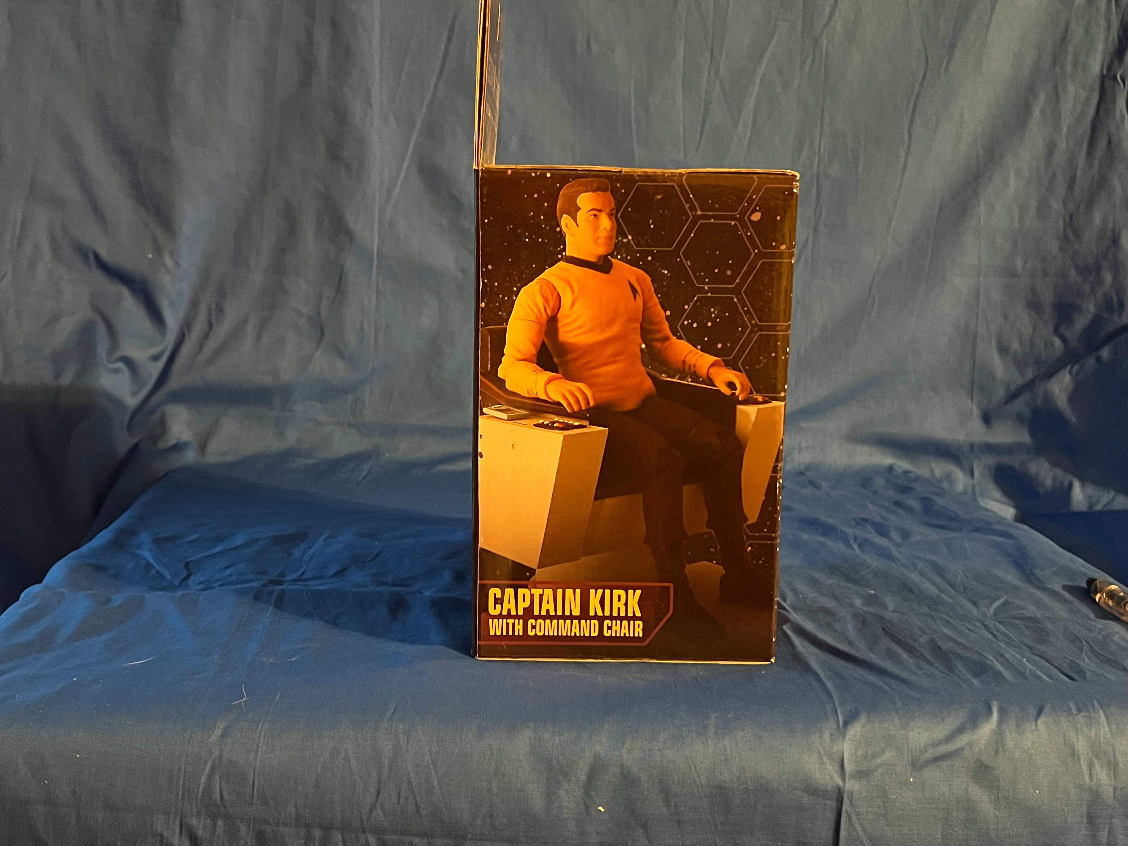 Star Trek 40th Anniversary Captain Kirk with Command  Chair: