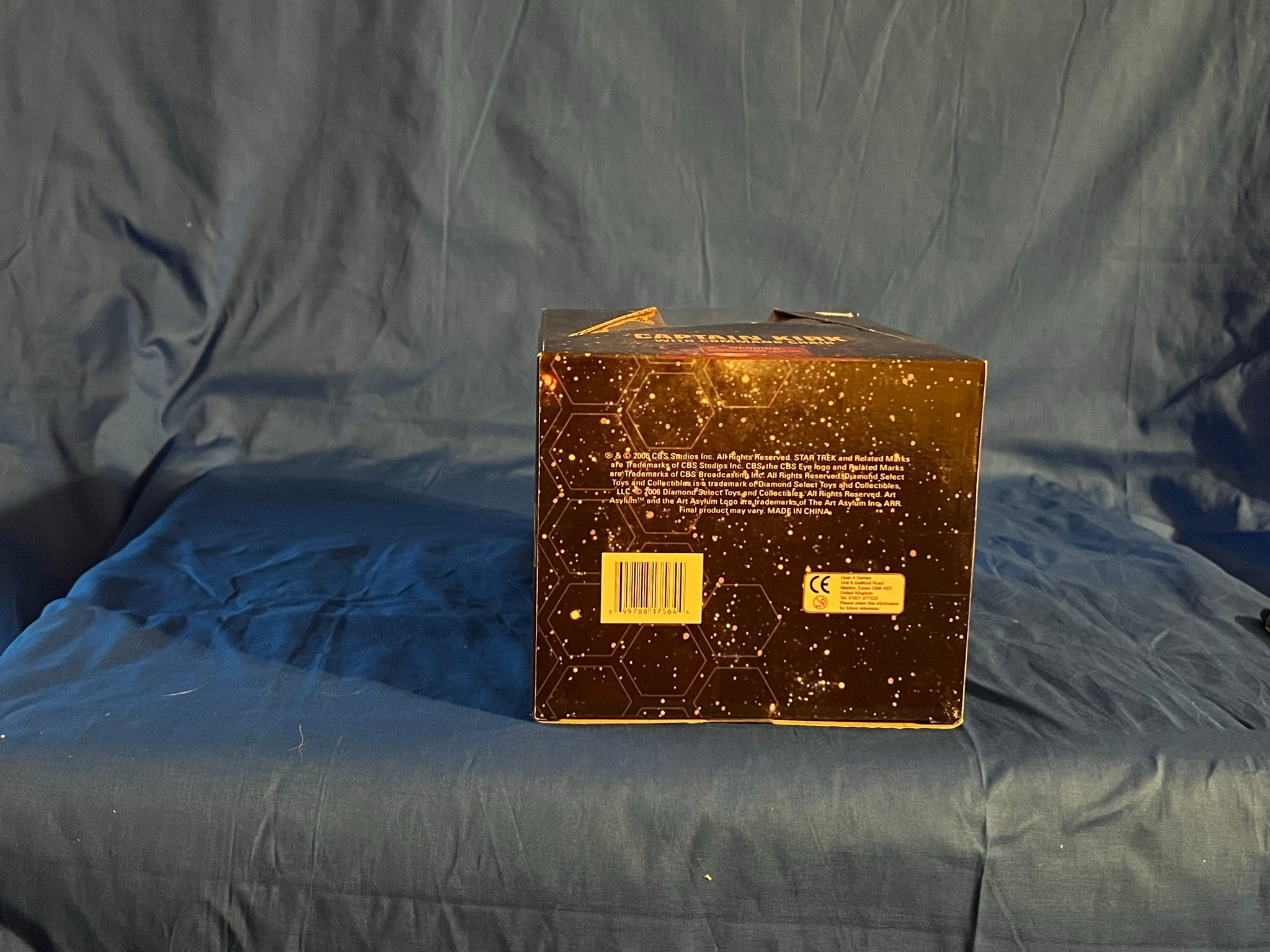 Star Trek 40th Anniversary Captain Kirk with Command  Chair: