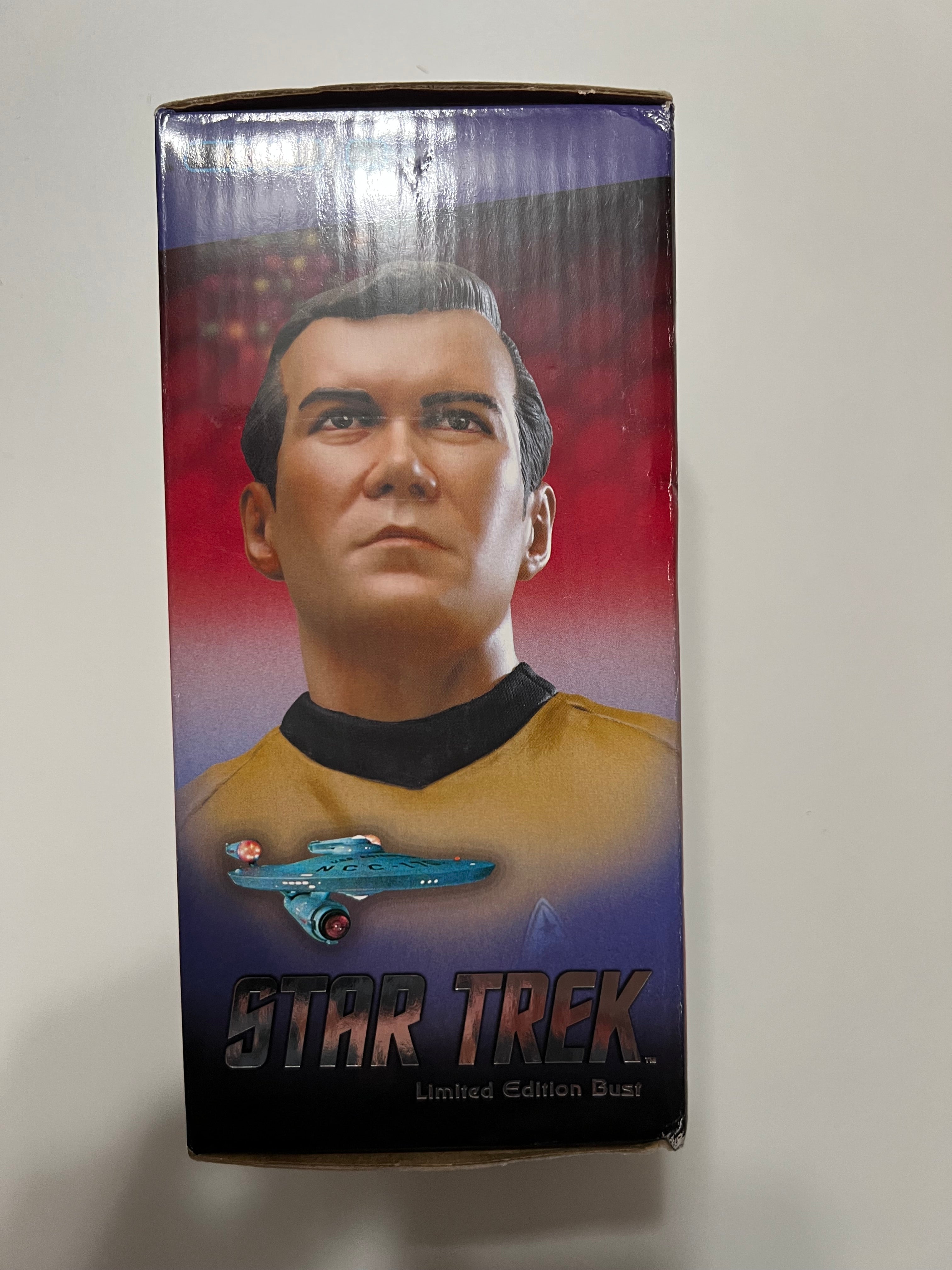 Sideshow Collectibles Captain Kirk Bust: